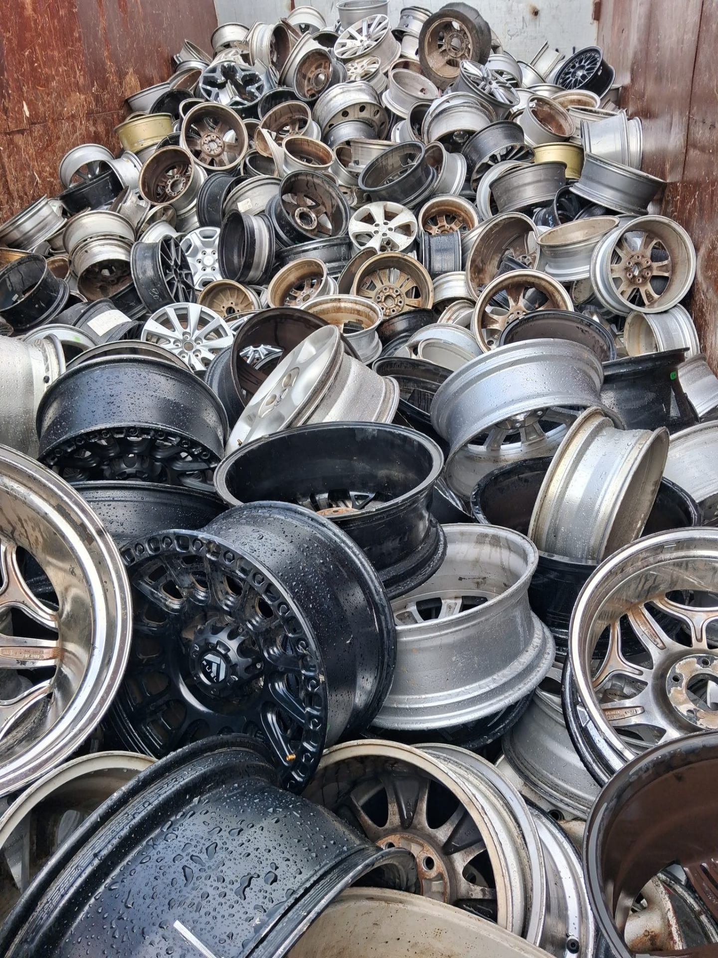 Alloy wheels